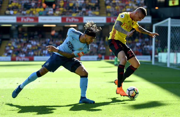 及边路传中 及边路传中