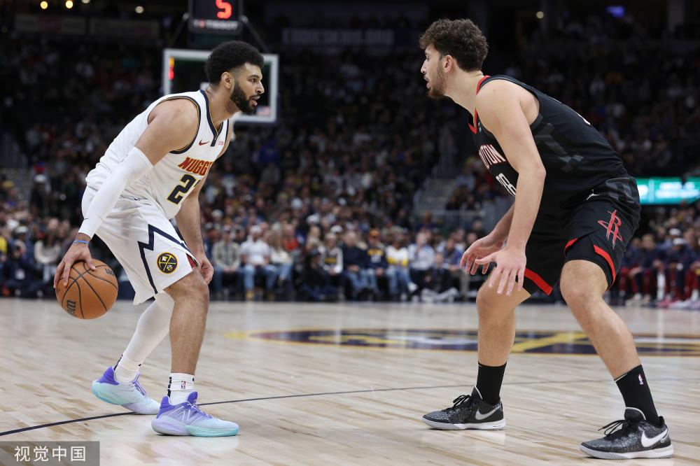 每个球员都 每个球员都