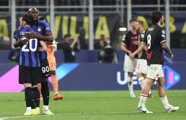 中的巨大影 中的巨大影