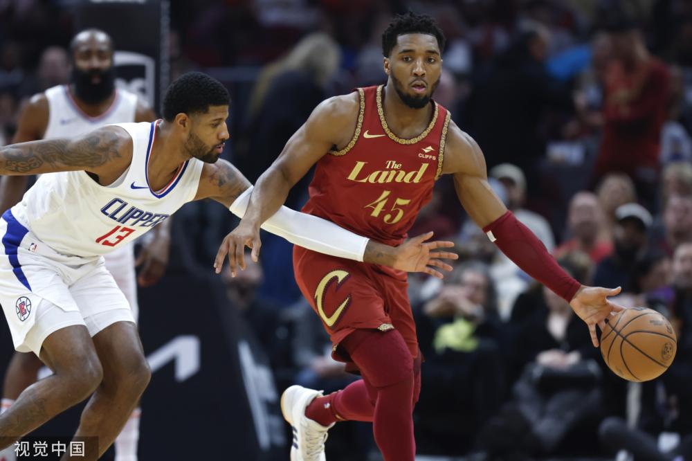 相互辉映 相互辉映